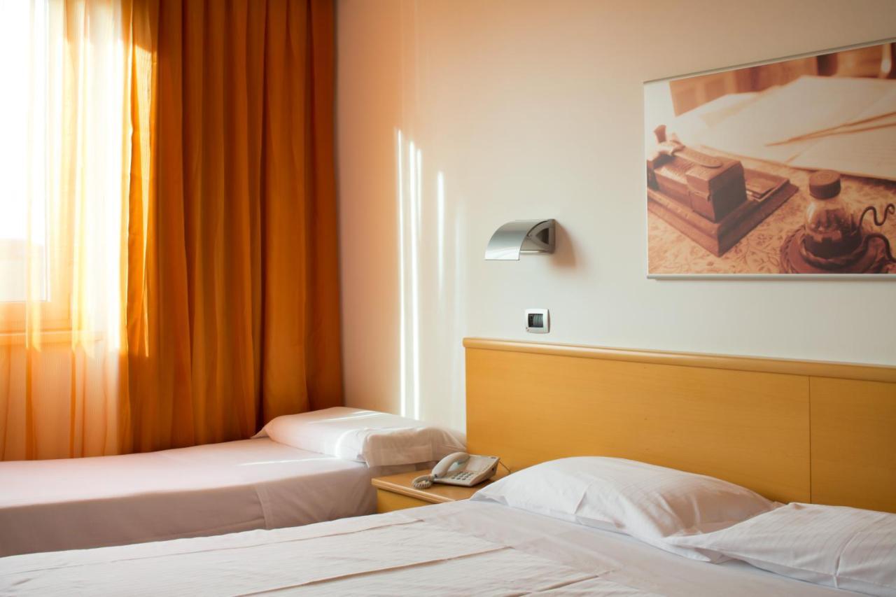 Hotel Montemezzi Вигазьо Экстерьер фото